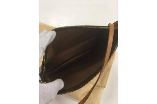 アクセサリーポーチのLOUIS VUITTON