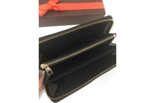 ラウンドファスナー財布のLOUIS VUITTON