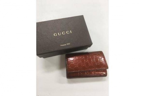 ブランド・ラグジュアリーのキーケース