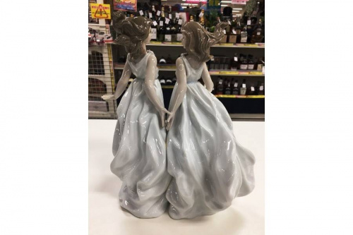 リヤドロの春の女神たち