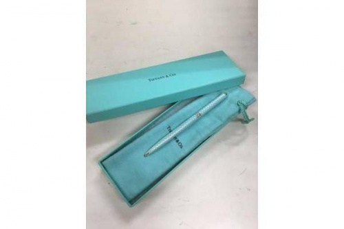 ブランド・ラグジュアリーのキーホルダー