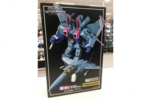 フィギュアのトランスフォーマー
