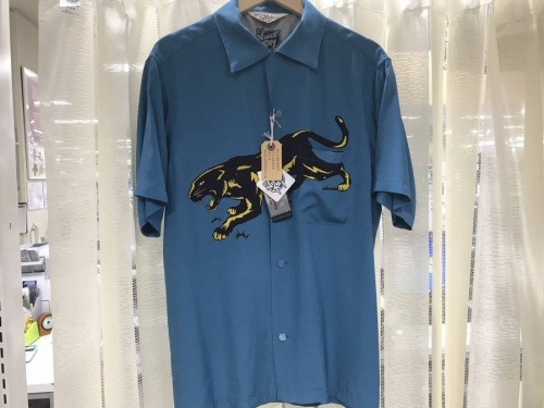 メンズファッションのシャツ