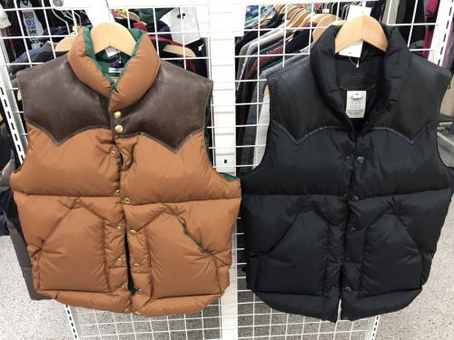 メンズファッションのダウンベスト