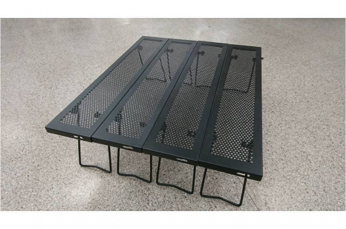 キャンプ用品のアウトドア用品