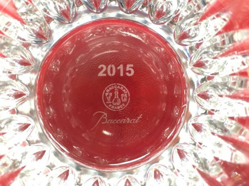 グラスのバカラ