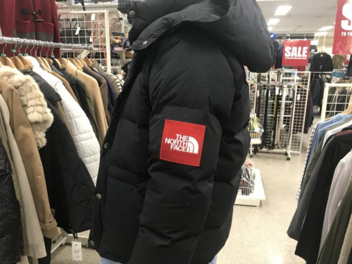 ジャケットのダウンジャケット