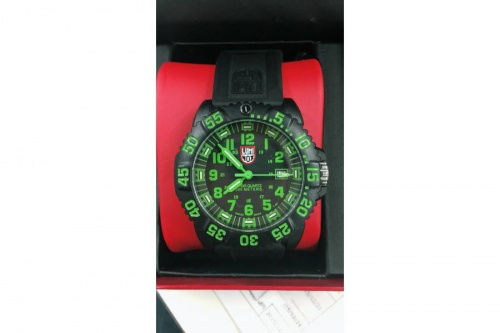 腕時計のLUMINOX