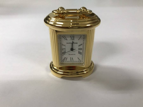 アンティーク雑貨のキャリッジクロック