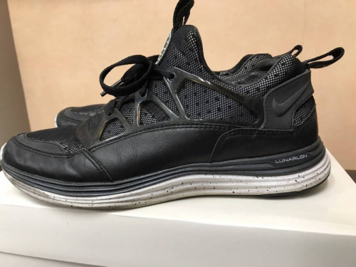 スニーカーのNIKE