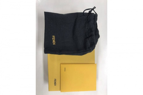 財布のFENDI