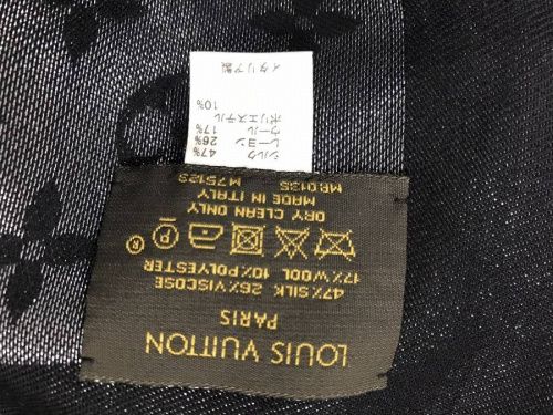 ストールのLOUIS VUITTON