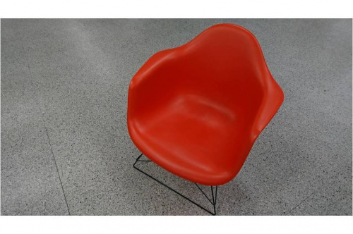 シェルチェアのイームズ