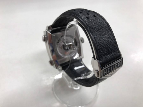 腕時計のTAG HEUER