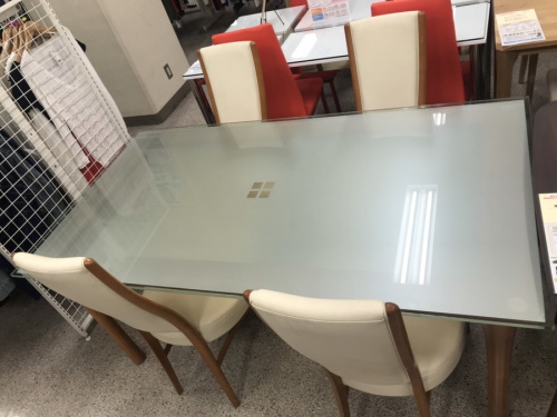 家具のカリモク