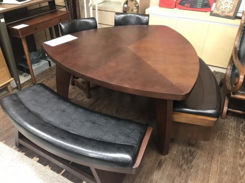 家具のダイニングセット