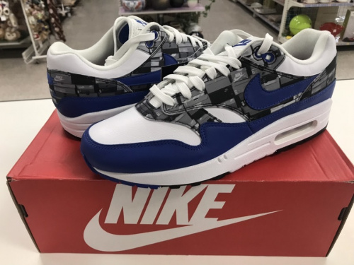 買取のスニーカー