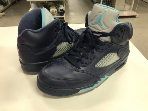 買取のスニーカー