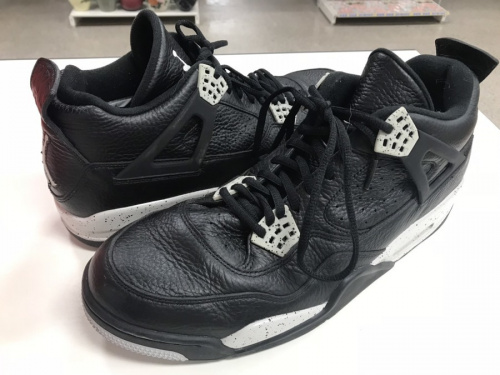 スニーカーのNIKE