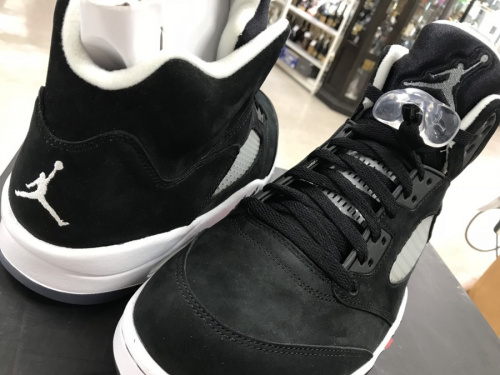 スニーカーのNIKE