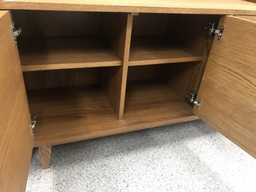 UNICOのキャビネット