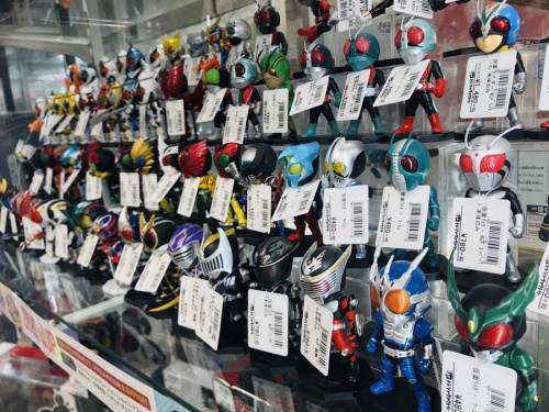 アニメグッズのフィギュア