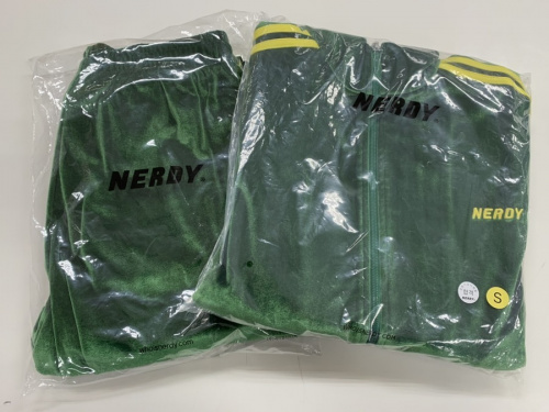 メンズファッションのNERDY