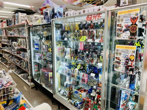 フィギュアの中古