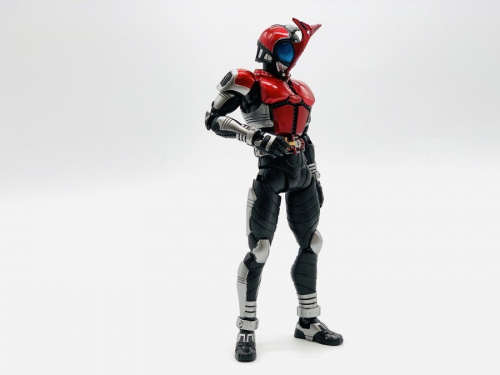 真骨彫製法の仮面ライダーカブト