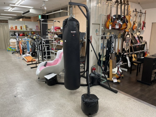 ISAMI／イサミ】スタンド付きサンドバッグを買取入荷致しました