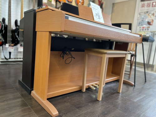 楽器買取のギター　ベース　ドラム　ウクレレ　エフェクター　アンプ　トランペット　サックス　フルート