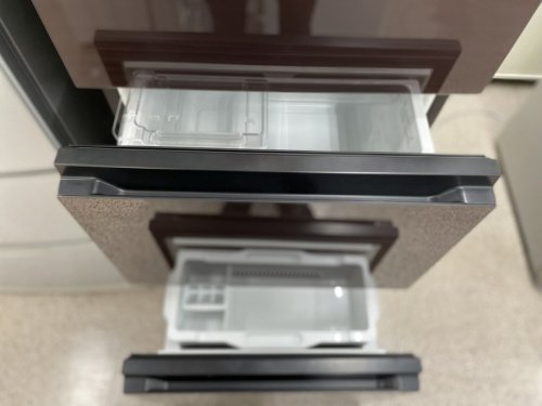 出張買取の冷蔵庫 洗濯機 テレビ エアコン ソファ カップボード ダイニングセット 収納家具