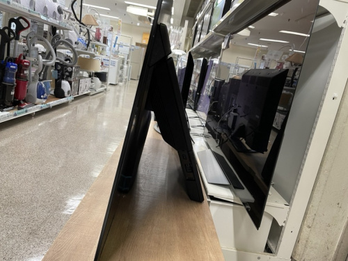 出張買取の冷蔵庫 洗濯機 テレビ エアコン ソファ カップボード ダイニングセット 収納家具
