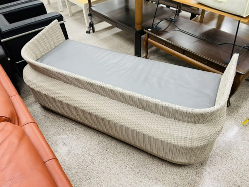 出張買取の冷蔵庫 洗濯機 テレビ エアコン ソファ カップボード ダイニングセット 収納家具