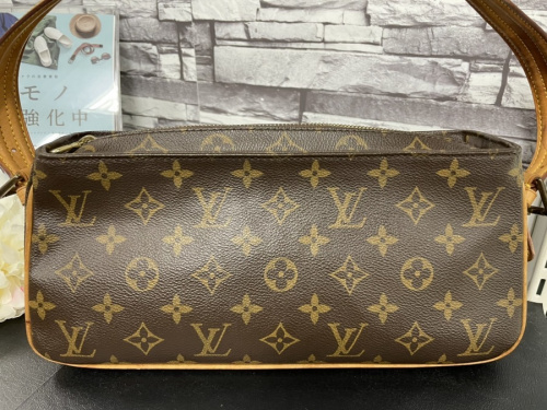 ブランド買取のルイヴィトン シャネル コーチ グッチ エルメス プラダ