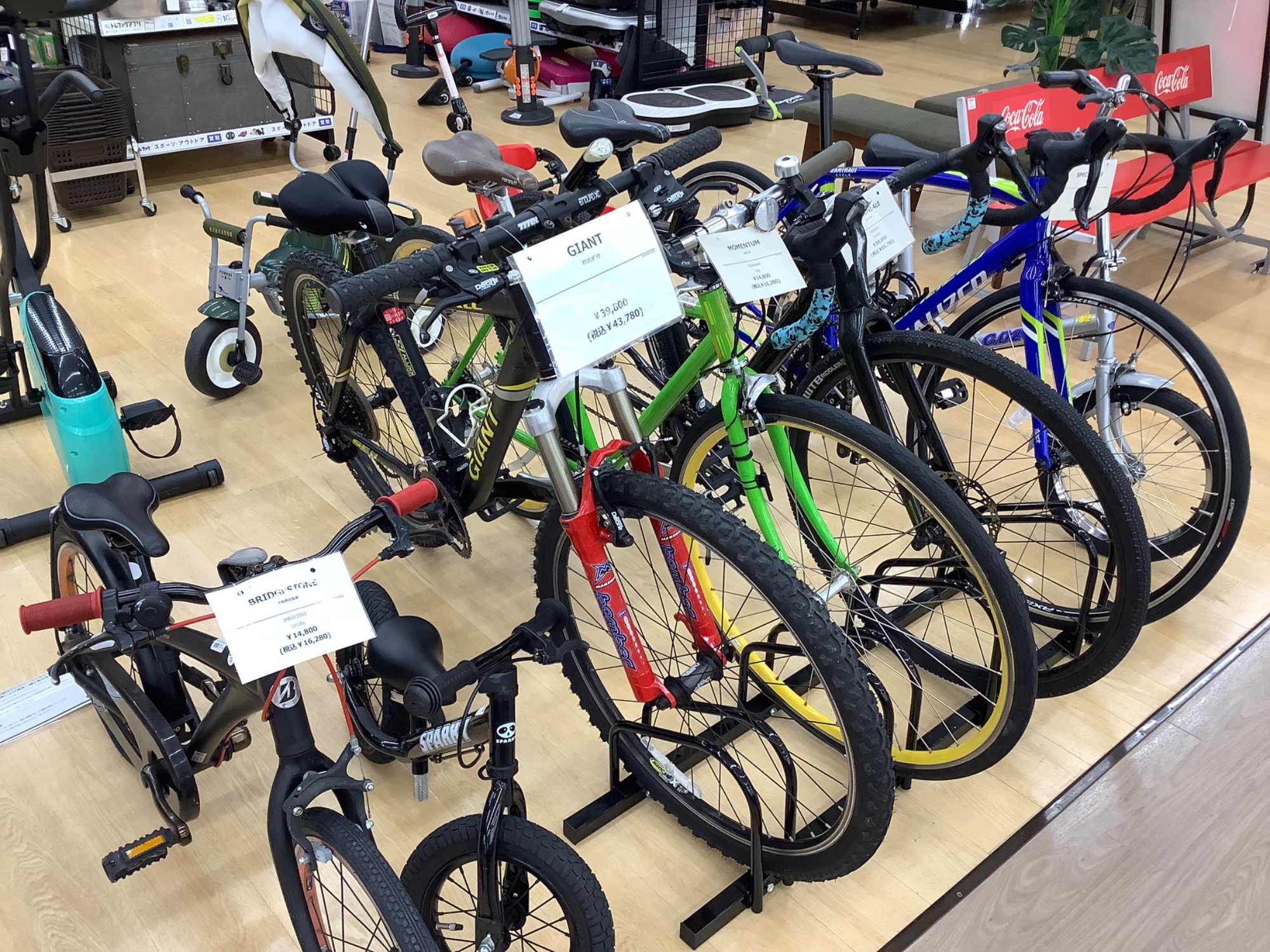 【トレファク イオンモール常滑店】graphisのジュニアクロスバイクです! トレファク イオンモール常滑店】graphisのジュニアクロスバイクです!