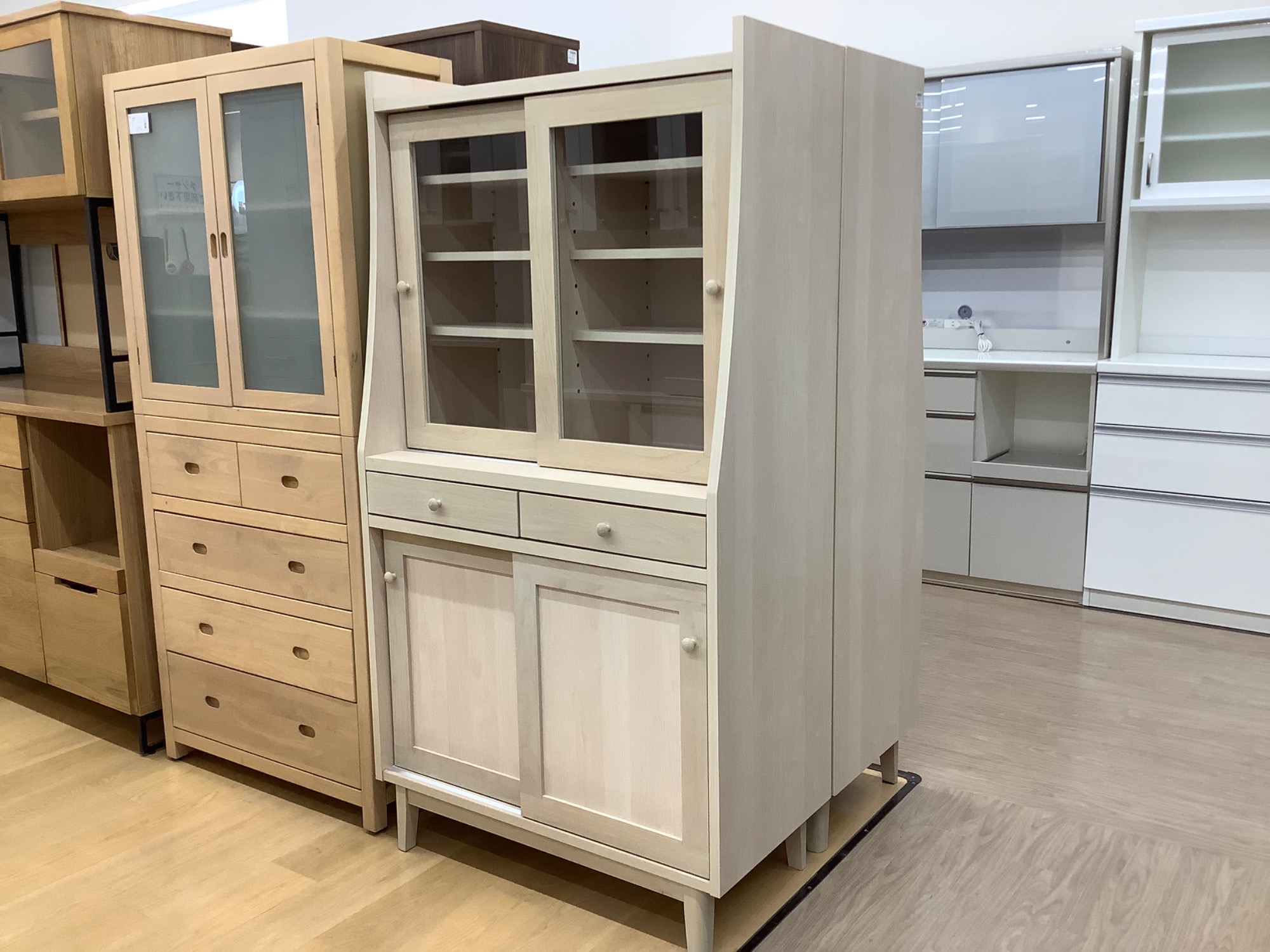 堀田木工】食器棚が入荷しました！｜2023年01月24日｜リサイクル 