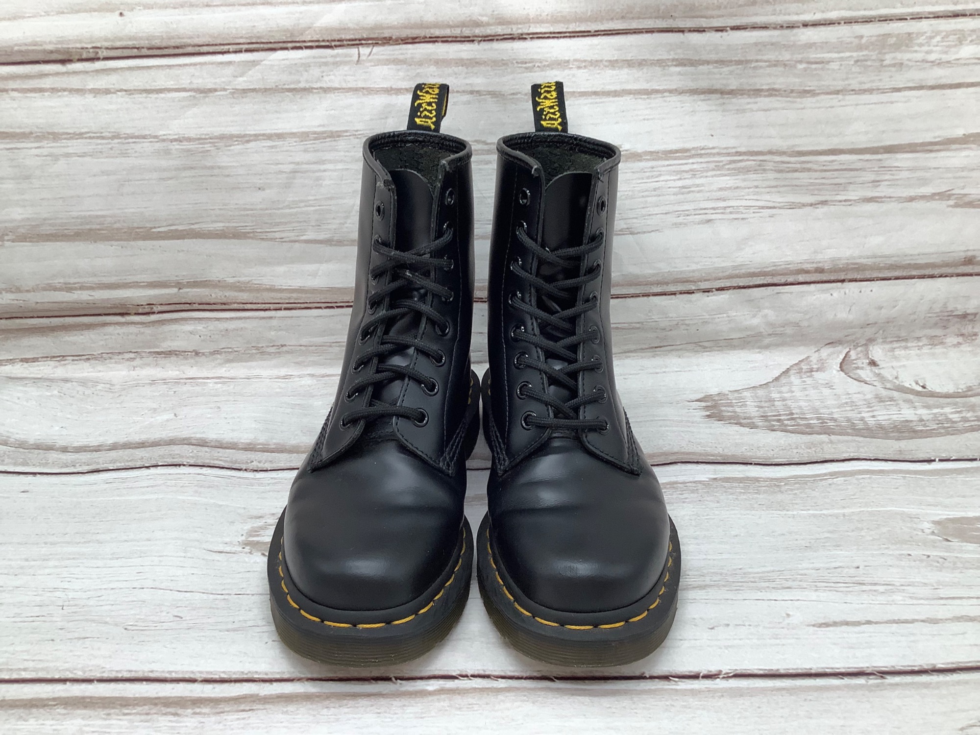 Dr.Martens】8ホールブーツが入荷しました！｜2023年12月30日
