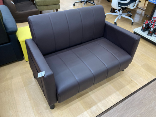 素敵なリラックス空間を♪】2人掛けソファーのご紹介です！｜2024年06