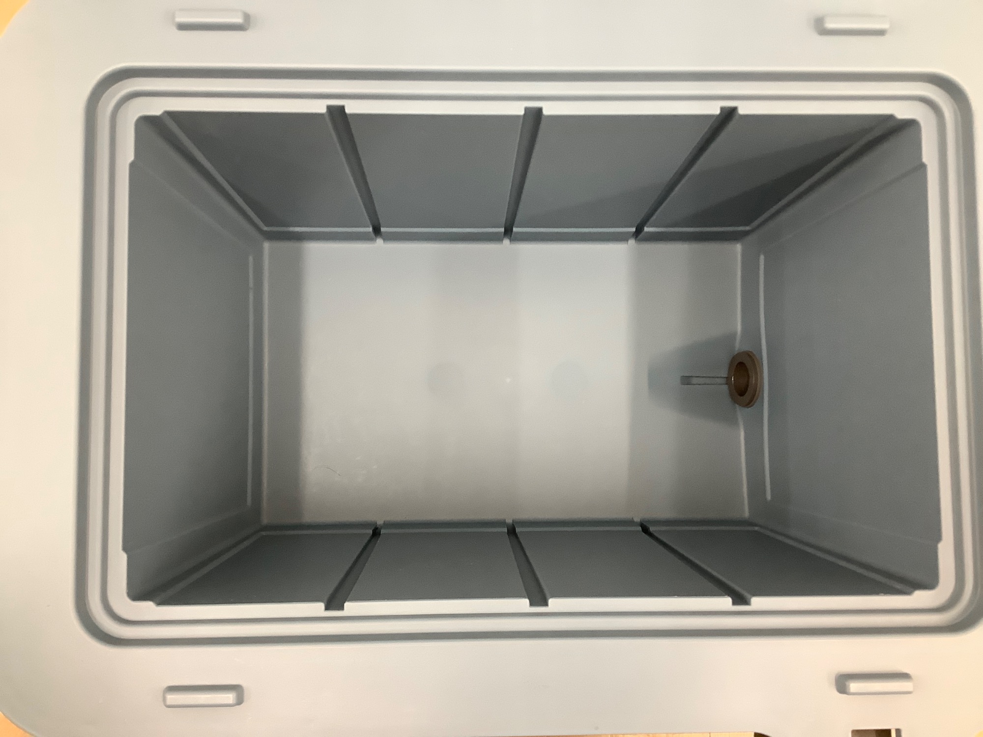 オッター】クーラーボックスが入荷いたしました♪｜2024年08月06日  