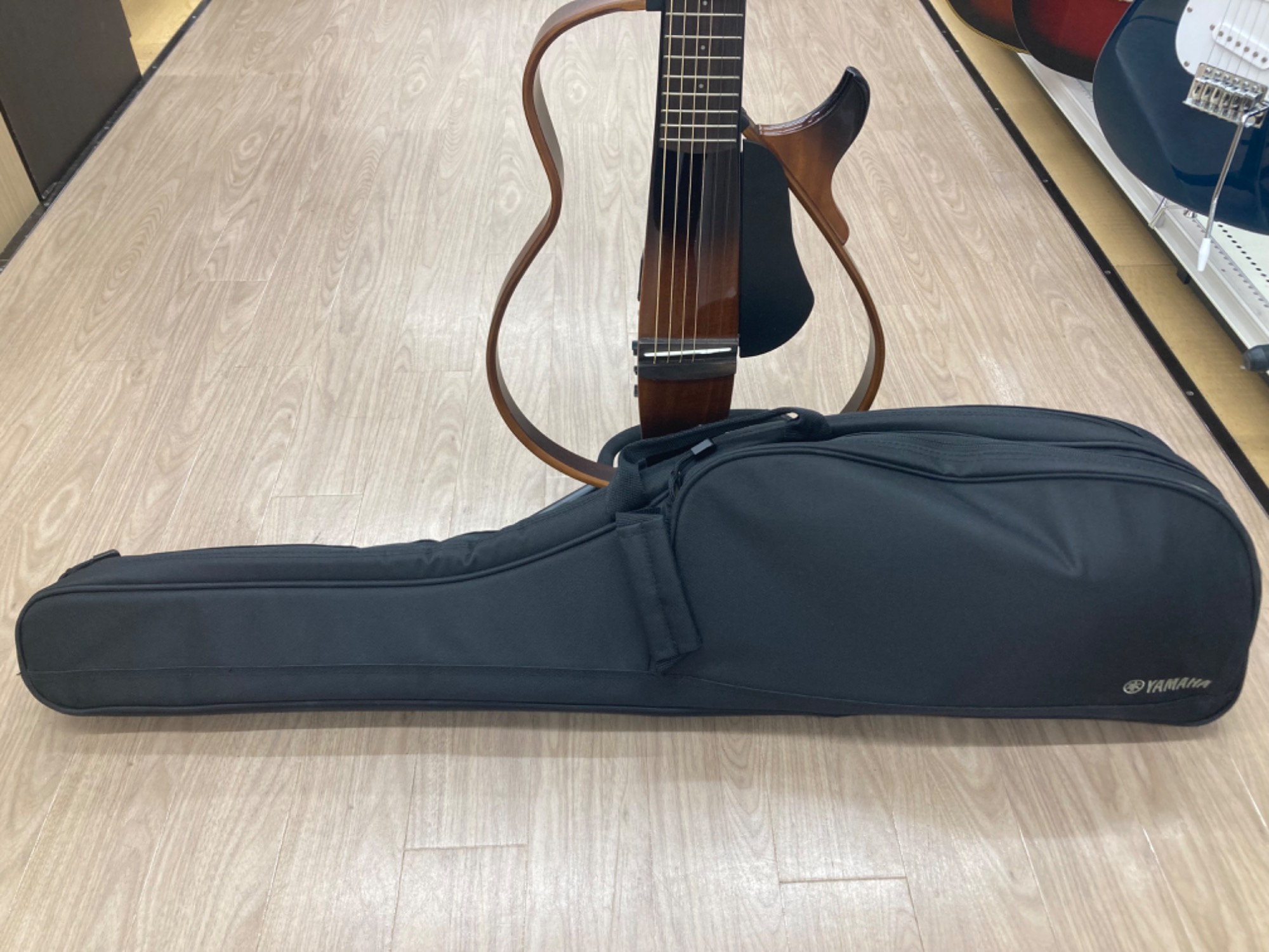 トレファク イオンモール常滑店】YAMAHAのサイレントギターをご紹介し