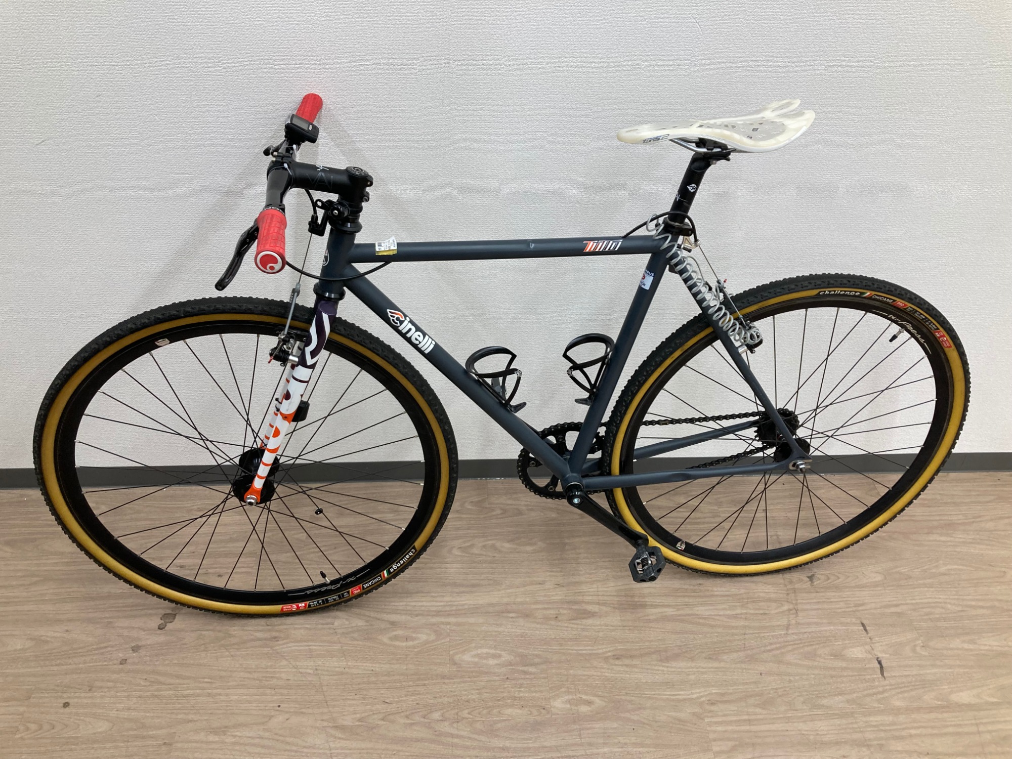 CINELLI TUTTO 2019年モデルのクロスバイクが入荷いたしました