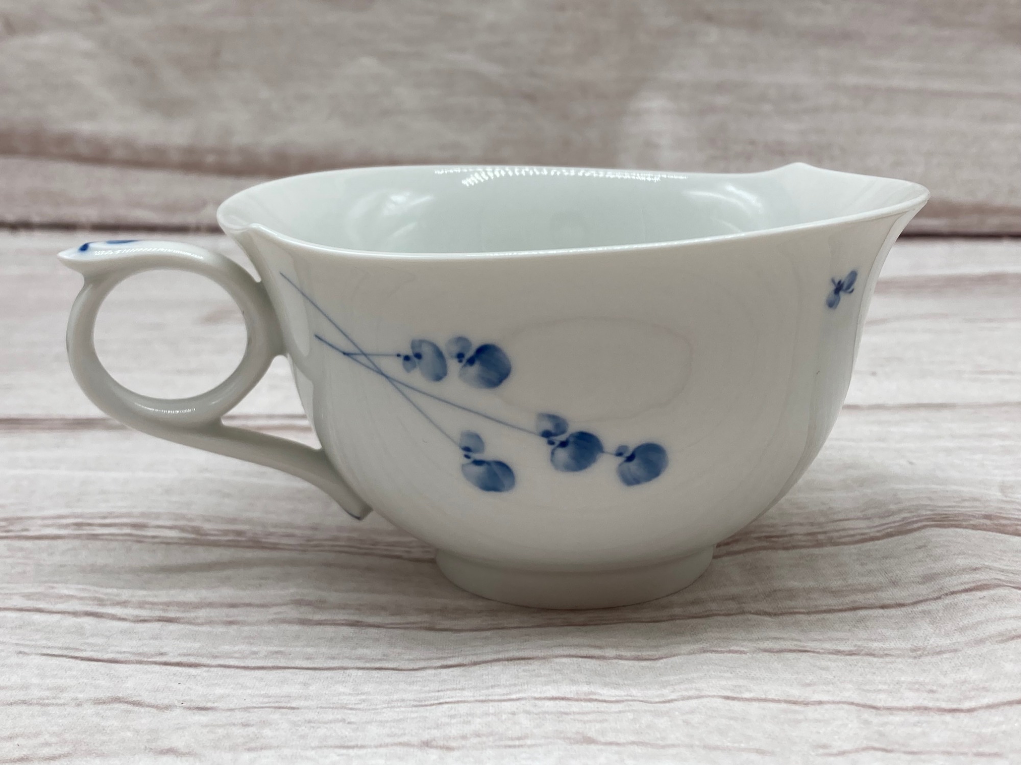 MEISSEN/マイセン】カップ＆ソーサー”青い花”を紹介します