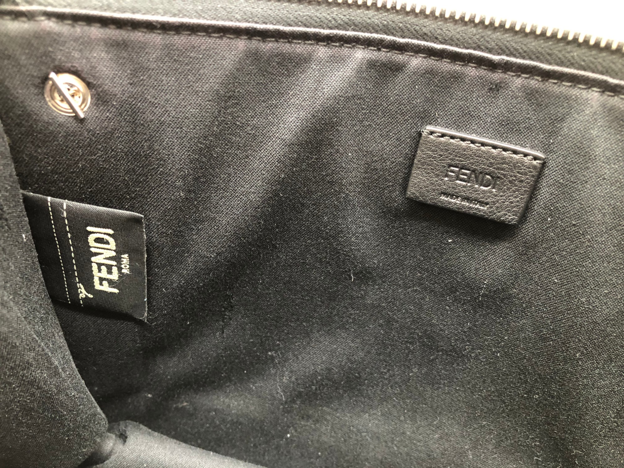 FENDI/フェンディ】ショルダーバッグ マルチスタッズ トゥー