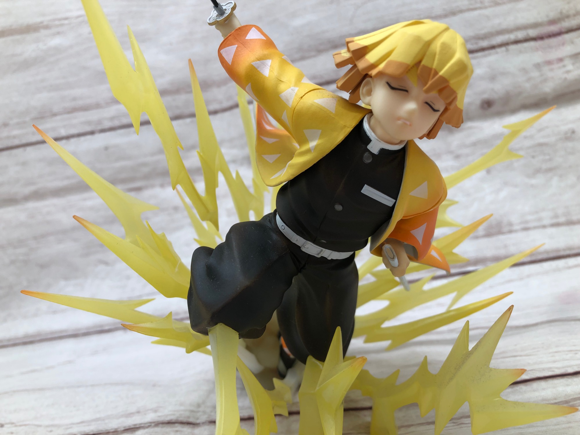 新品未開封　フィギュアーツzero 善逸　鬼滅の刃 フィギュアーツZERO 我妻善逸 霹靂一閃 | 魂ウェブ