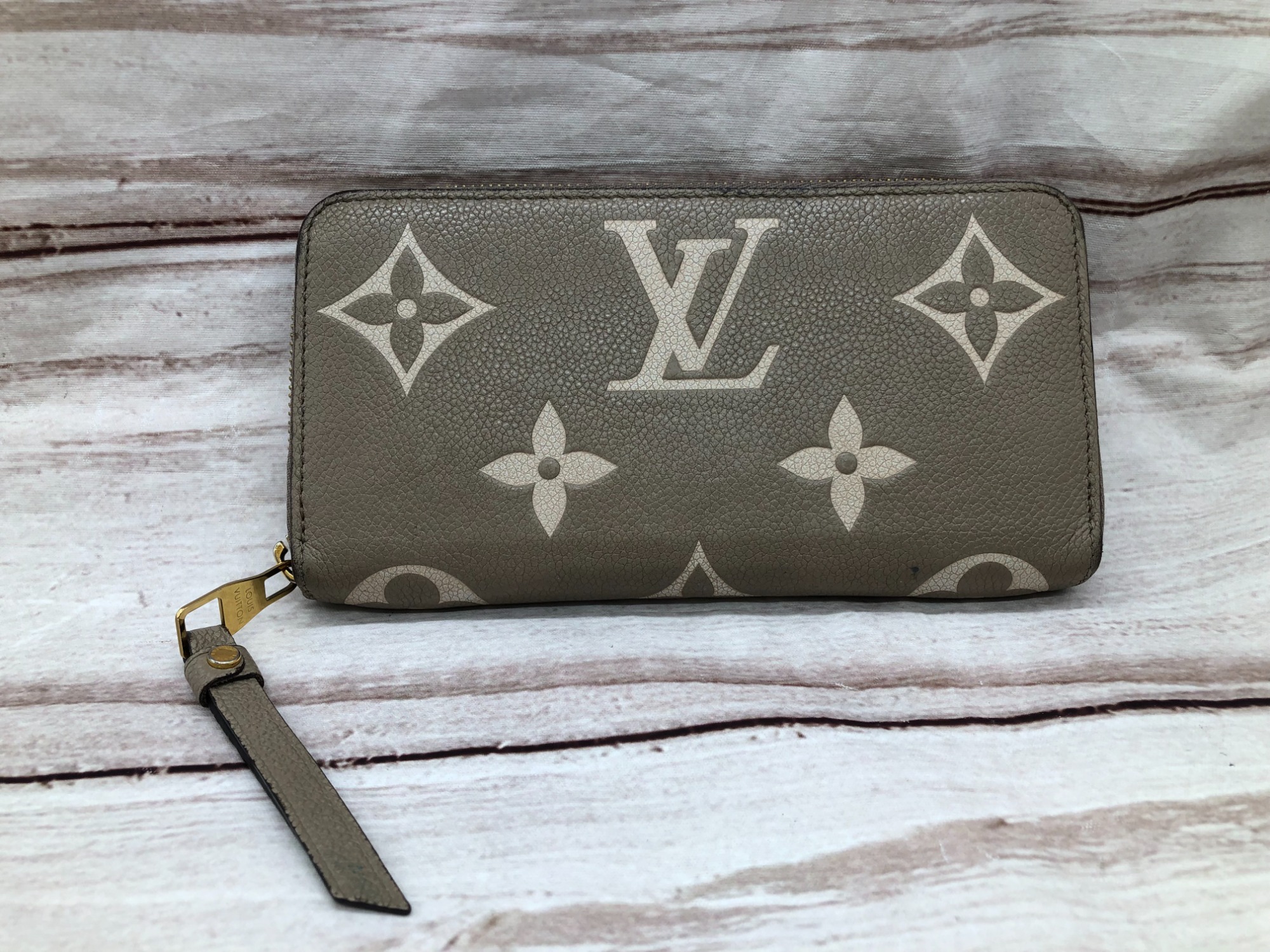 トレファク府中店】LOUIS VUITTON モノグラム長財布のご紹介！