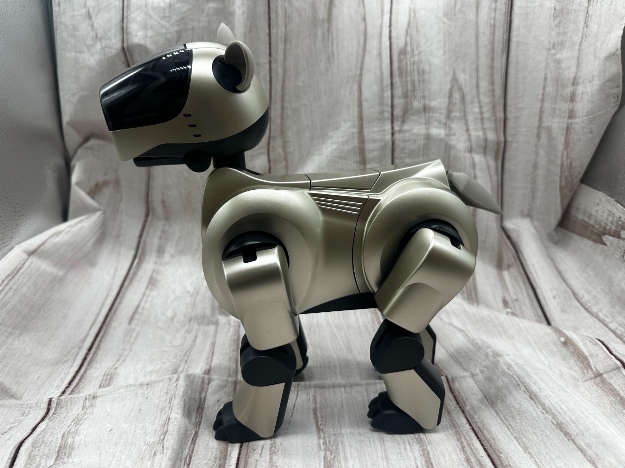 AIBO/アイボ】第二世代AIBO ERS-210が入荷しました！｜2025年08