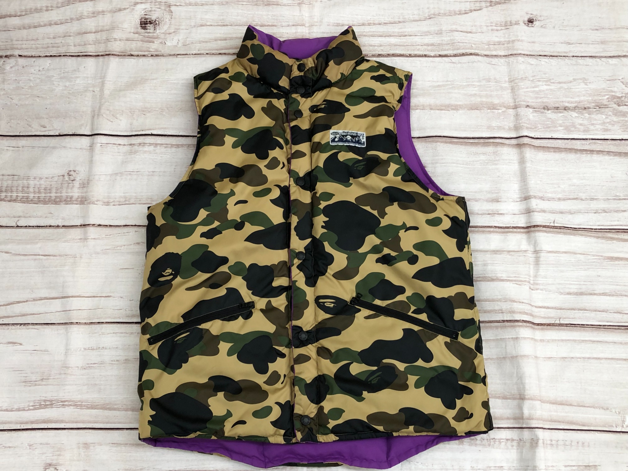 A BARHING APE ダウンベスト　リバーシブル A BATHING APE/ア ベイシング エイプ】リバーシブルダウンベスト