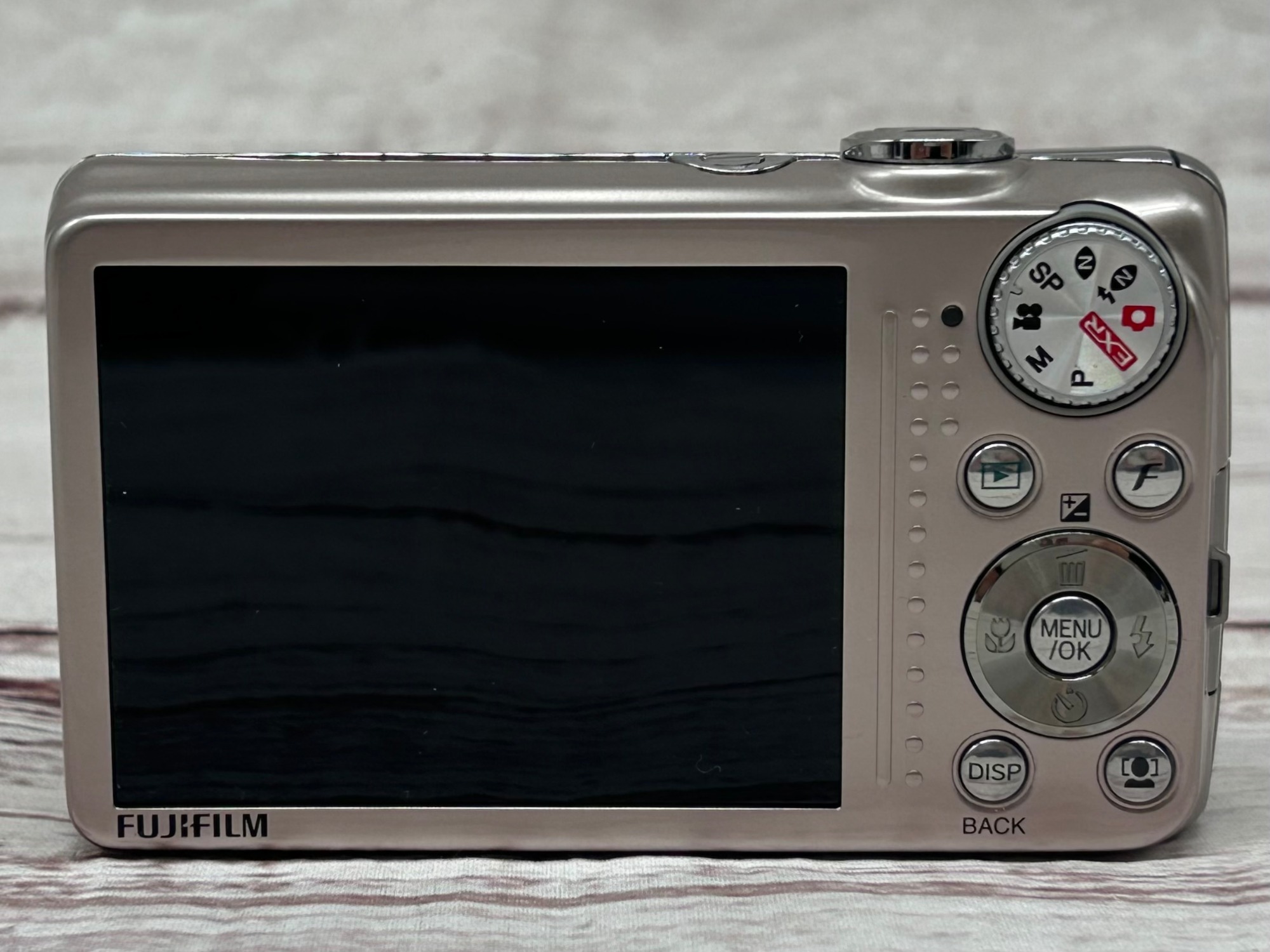 FUJIFILM/フジフィルム】コンパクトデジタルカメラ ”FinePix F80EXR