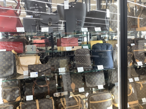 パンプスのイオンモール常滑